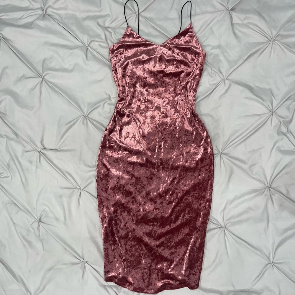 Love Culture Velvet Rose Midi Dress
